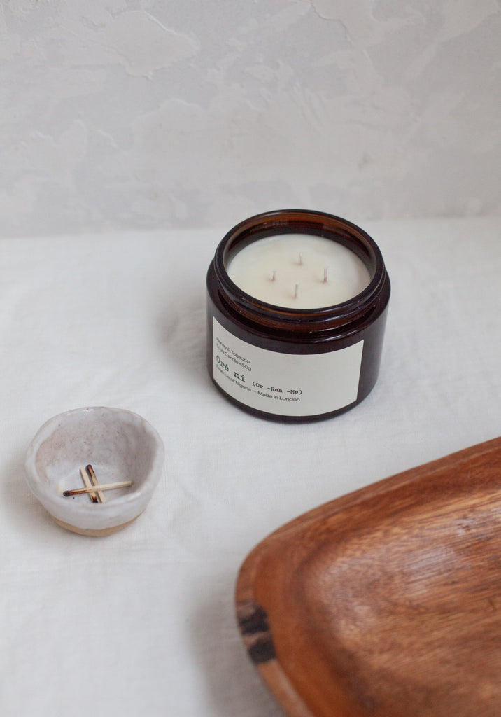 Honey & Tobacco 450g Candle